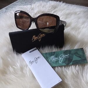 Gorgeous Maui Jim Orchid Polarized Tortoise & Peacock Sunglasses 💙👓🤎🦚